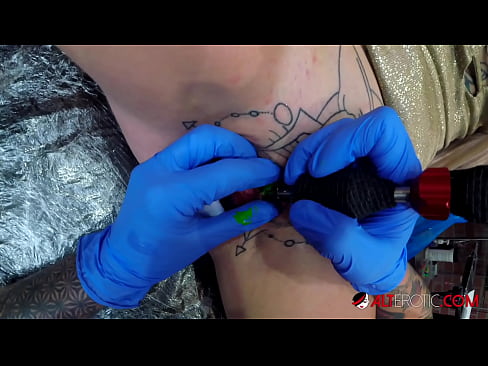 ❤️ Extrem tätowierte Hottie Sully Savage hat ein Tattoo auf ihrer Klitoris ❤❌ Porn video bei de.masseffect1.ru ️❤
